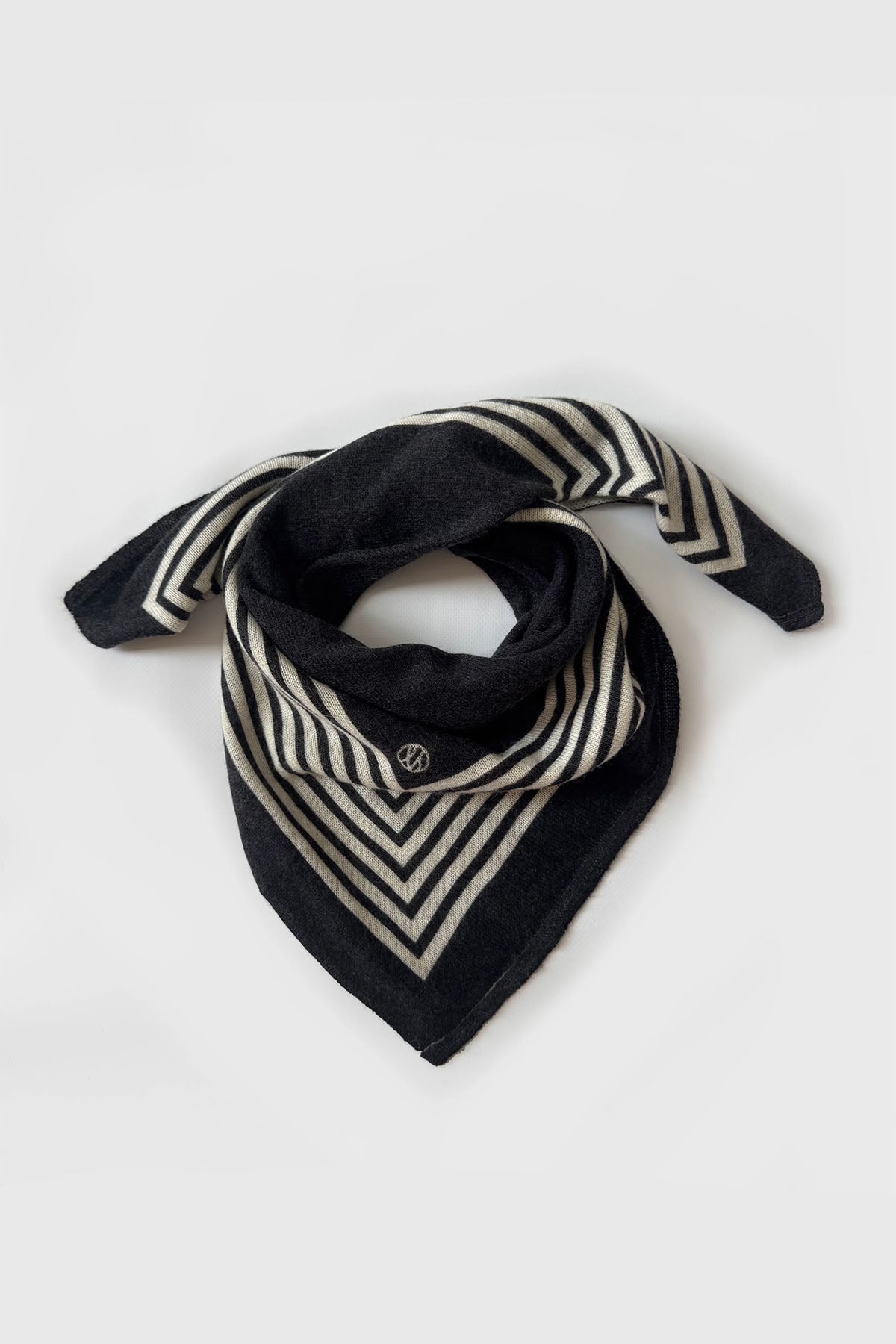 CASHMERE STRIPED SCARF - BLACK
